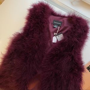 NWT✨Club Monaco Feather Vest in Burgundy Size XS